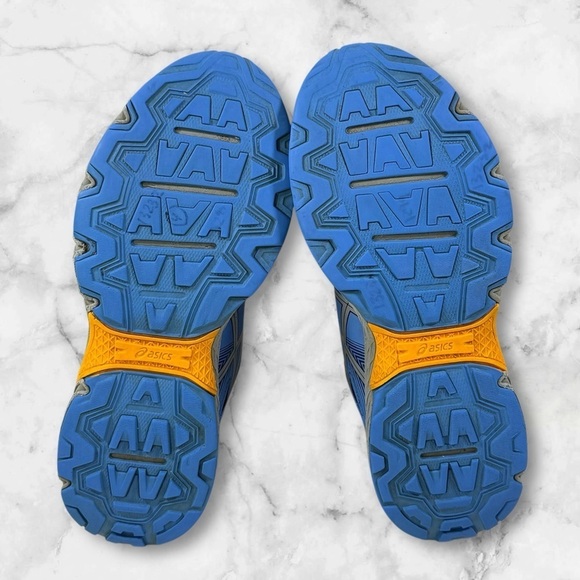 Kids ASICS Gel Venture 8 size 4 - Picture 6 of 7